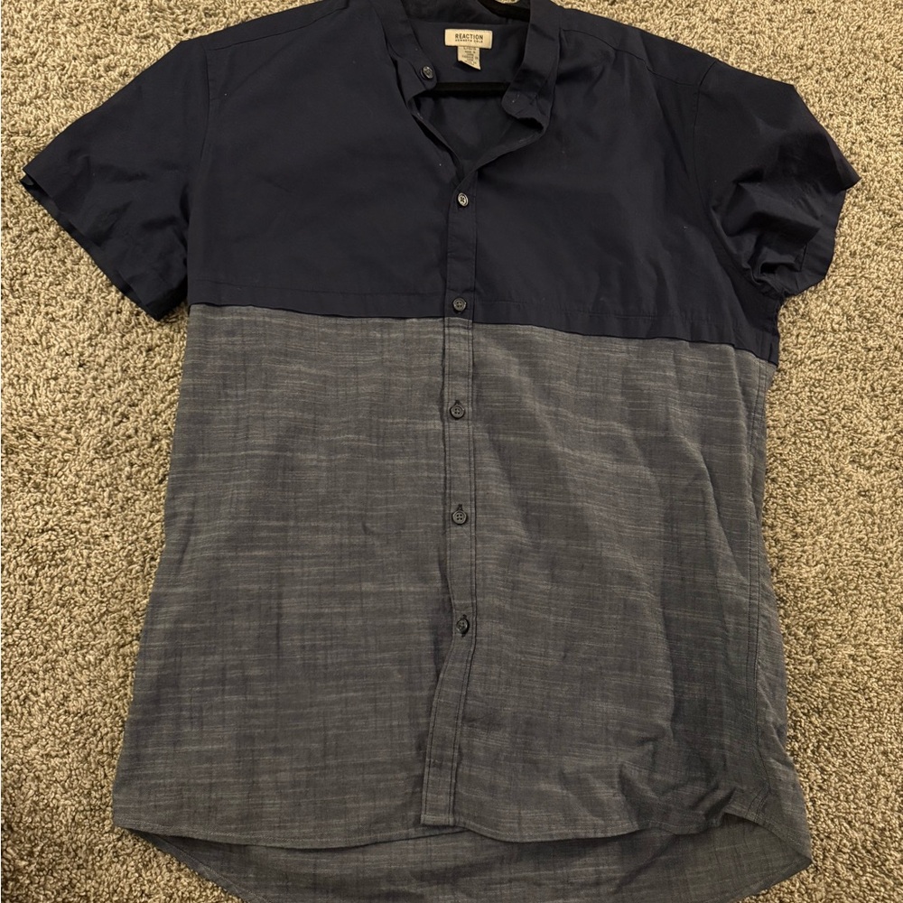Kenneth Cole Blue and Gray Casual Button Down Shirt